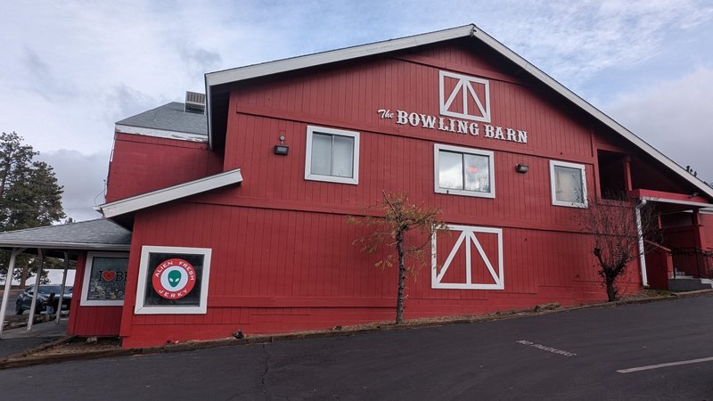 Big Bear Bowling Barn photo 3