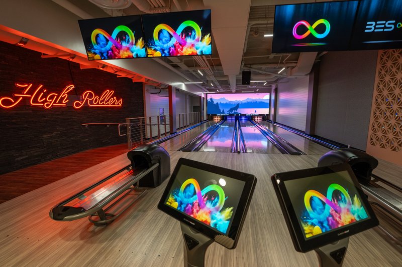 Level Up Bowl & Bistro photo 4