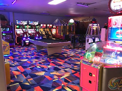 Bowlero Lanes Fun Center photo 3