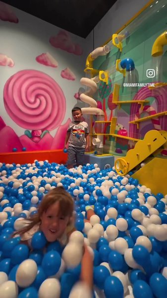 Candy Wonderland - Delray Beach photo 2