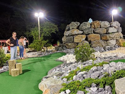 Lighthouse Beach Golf photo 4