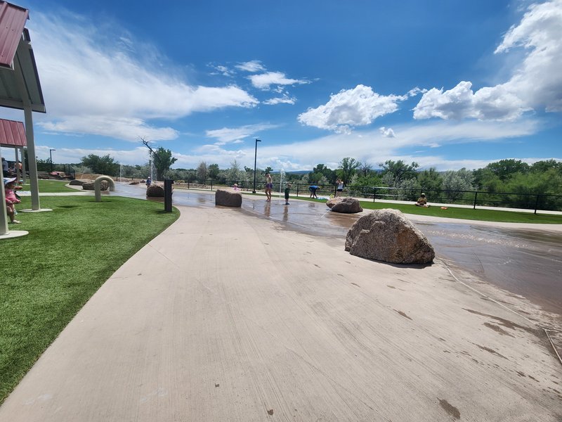 Dos Rios Splash Pad photo 5