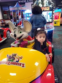 Chuck E. Cheese photo 4