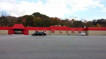 Bowlero Worcester photo 6