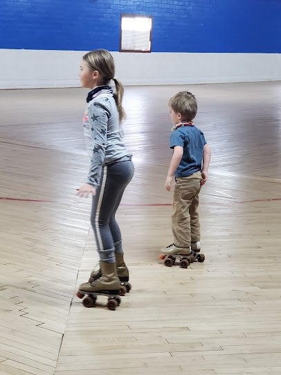 Spinning Wheels Skating photo 3