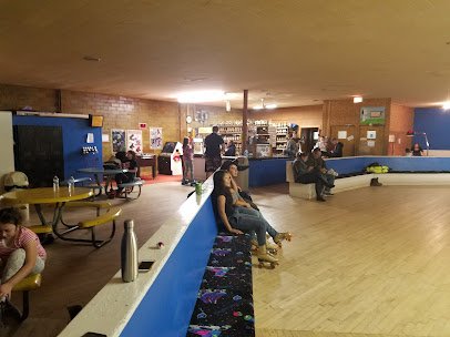 Spinning Wheels Skating photo 5