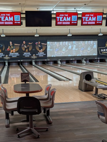 Bowlero Mount Prospect photo 6