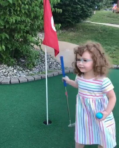 Mulligan's Miniature Golf photo 2