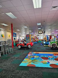 Chuck E. Cheese photo 3