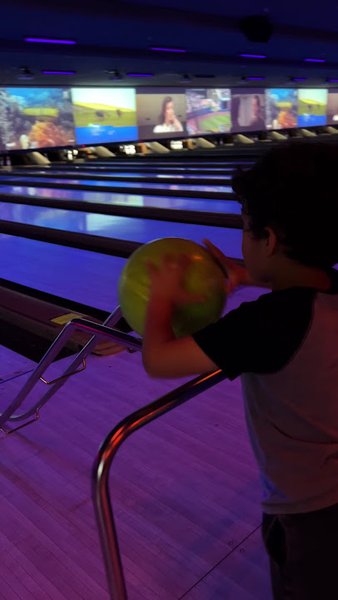 Bowlero Palmdale photo 2