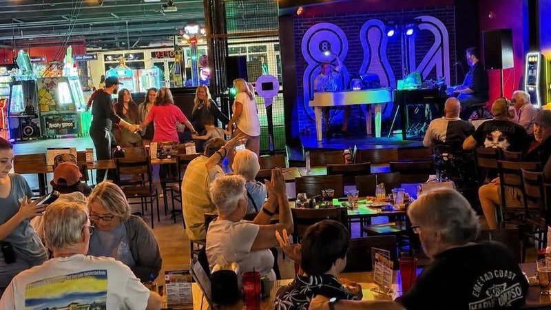 810 Entertainment - Panama City Beach