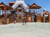 Paradise Springs photo 3