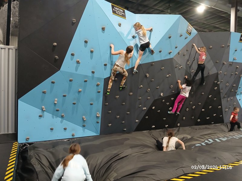 Sawmill Adventure Park - Trampoline Park & Mini Golf photo 3