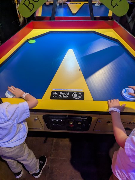 Radioactive Pinball Arcade photo 6