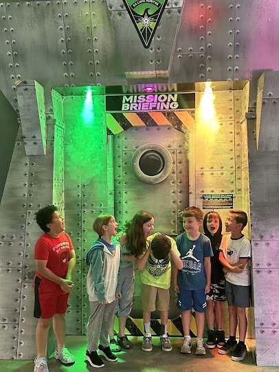 Mission Laser RVA photo 3