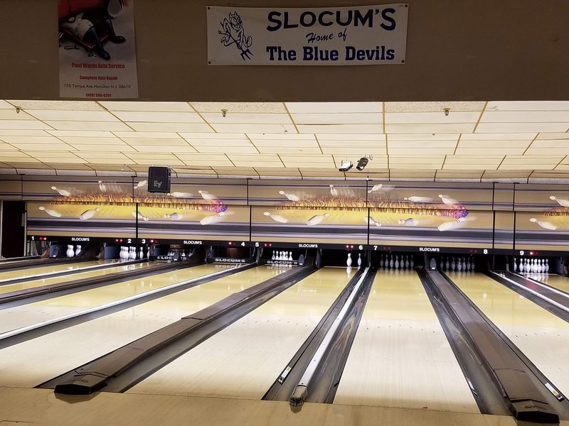 Slocum's Bowling, Bar, and Grille