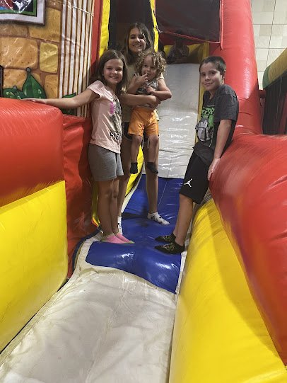 Bouncin Around photo 6