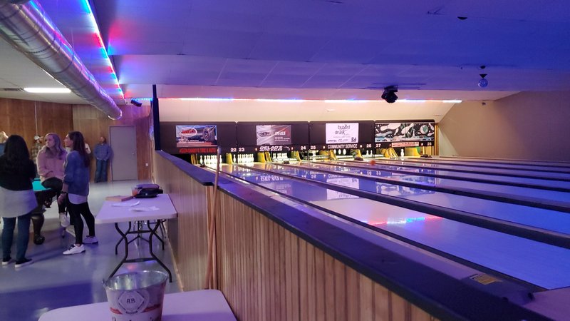 Strikers Bowling Alley photo 3