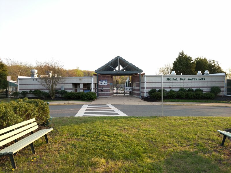 Signal Bay Waterpark photo 6