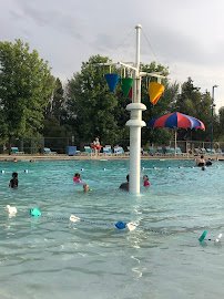 Hamilton-Lowe Aquatics Center photo 4