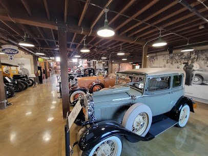 Motte Historical Car Museum photo 5