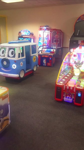 Chuck E. Cheese photo 2