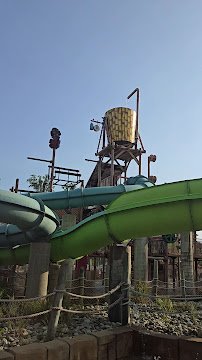 Six Flags Hurricane Harbor photo 2