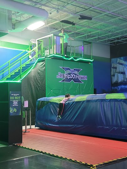 Rebounderz Grand Rapids - Indoor Trampoline and Adventure Park photo 3