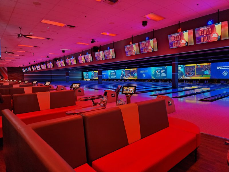 Lucky Strike Rocklin photo 6