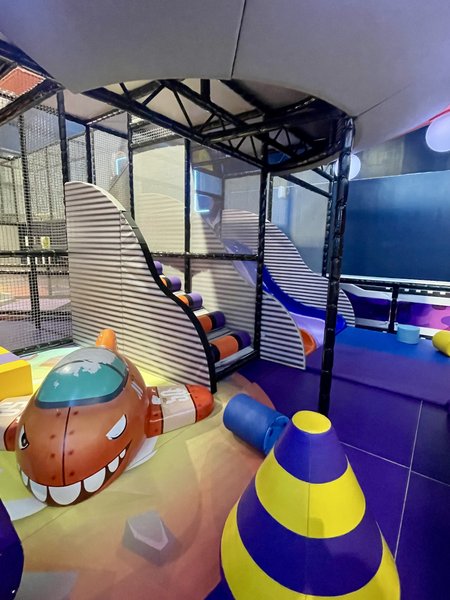 Happy Feet Planet Clayton photo 3
