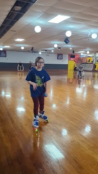 Grand Lake Skate photo 2