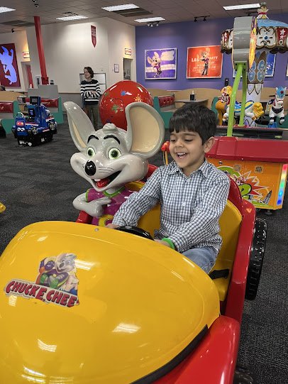 Chuck E. Cheese photo 5