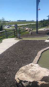 Howl In One Mini Golf