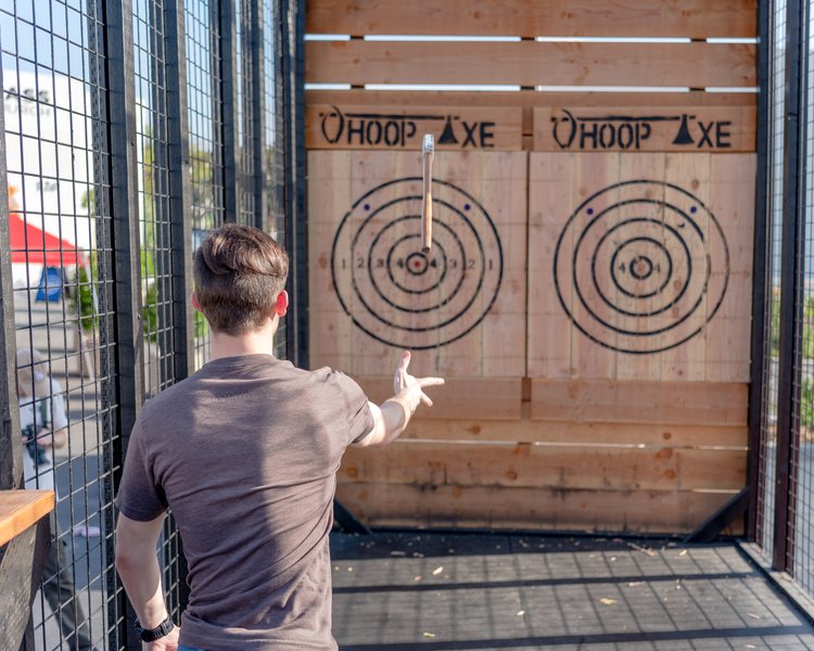 Whoop Axe Throwing photo 5