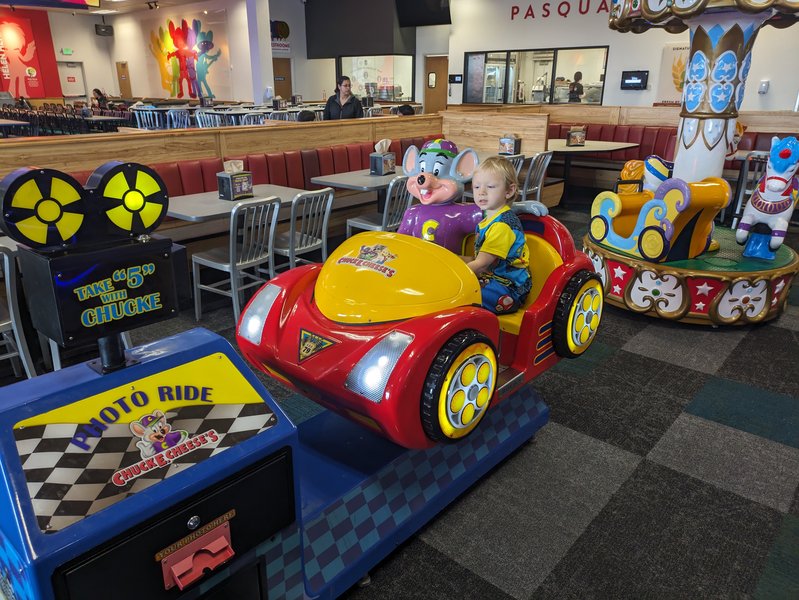 Chuck E. Cheese photo 3