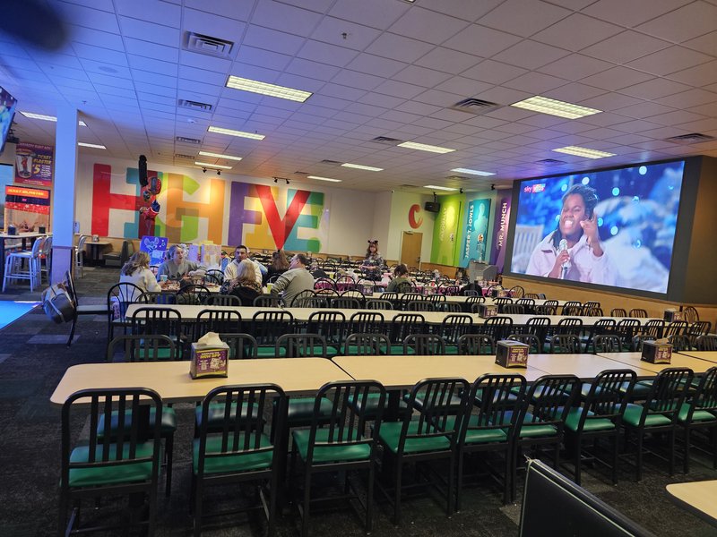 Chuck E. Cheese photo 4