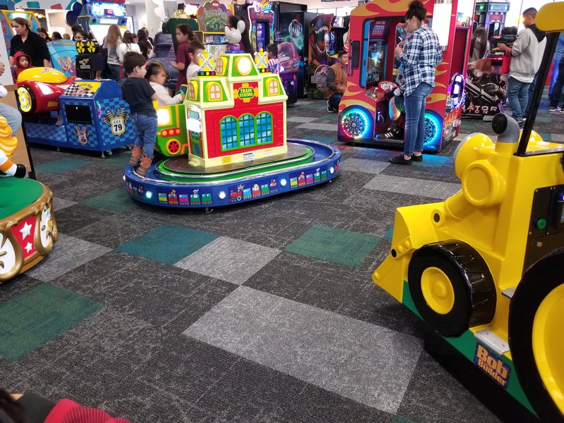 Chuck E. Cheese photo 5