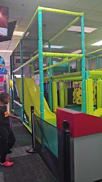 Chuck E. Cheese photo 2
