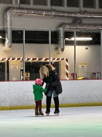 Julie Lipsky Ice Skating & Hockey Lessons at L.A. Kings Iceoplex in Simi Valley photo 4