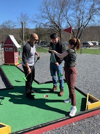 Mini Golf At Delaware Water Gap Pocono Mountain KOA photo 3