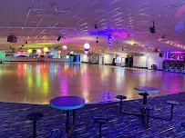 CAR-VEL SKATELAND City Base photo 3