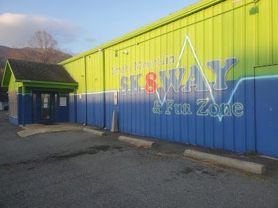 Smoky Mountain Sk8way & Family Entertainment Center photo 4