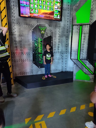 Mission Laser 757 photo 3