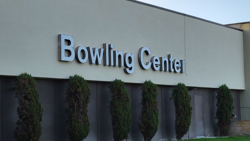 Surf Lanes Bowling Center & Grill photo 5