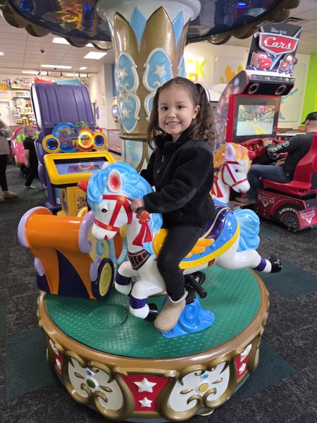 Chuck E. Cheese photo 4