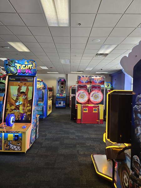 Chuck E. Cheese photo 5