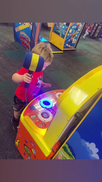 Chuck E. Cheese photo 2