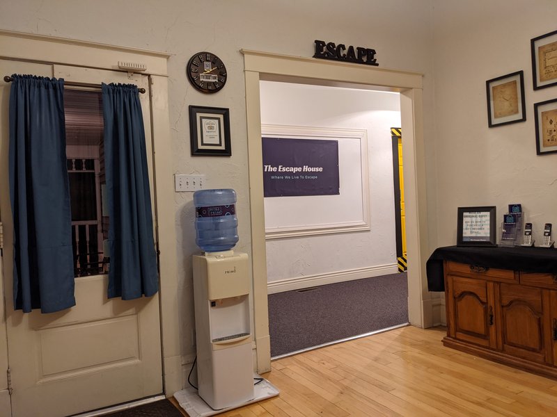 The Escape House 2 photo 3