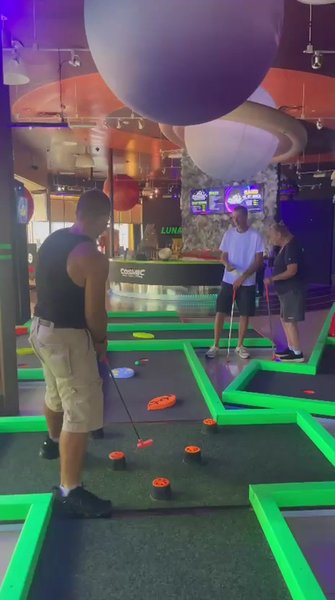 Cosmic Mini Golf & Play Gainesville photo 2
