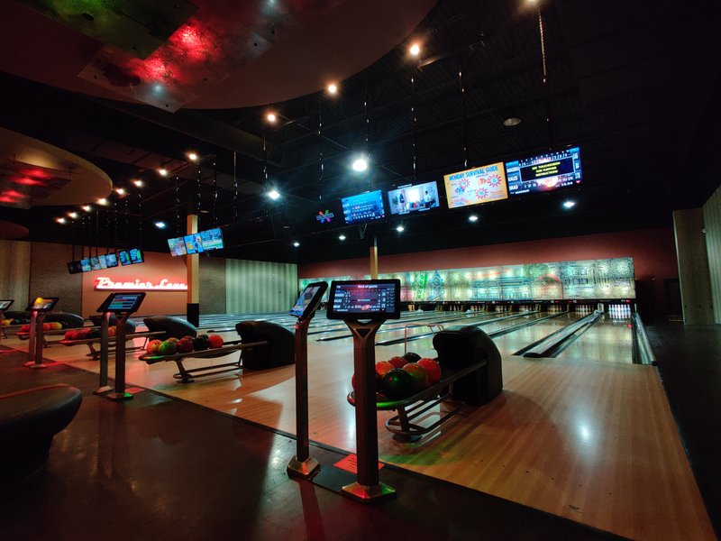 Premier Lanes Entertainment Center